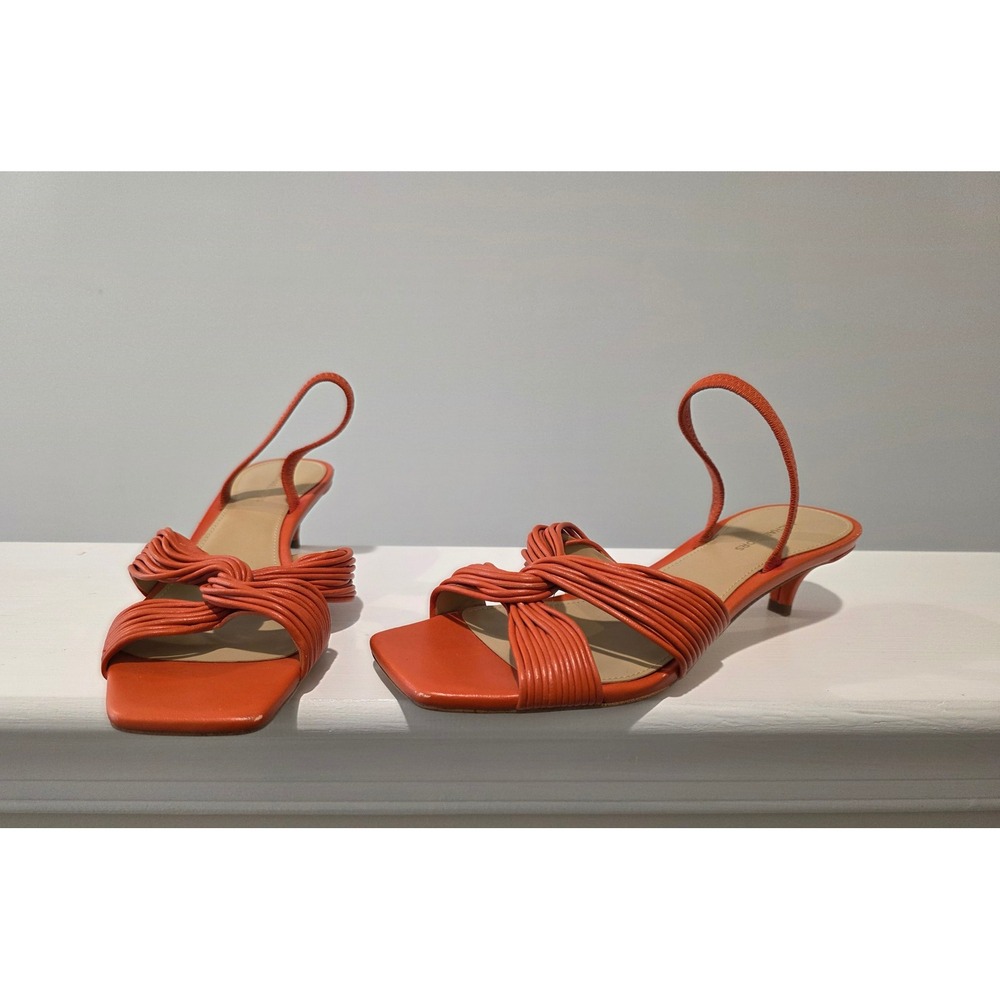 Women's sz 6 M Michael Kors Alessia Kitten Sandals Orange Leather Slingback